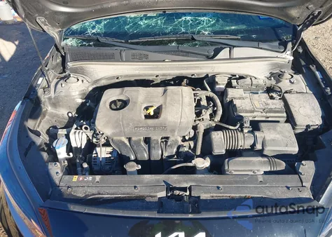 2022 Kia Forte Lxs z USA, uszkodzony, nr VIN 3KPF24AD9NE474511